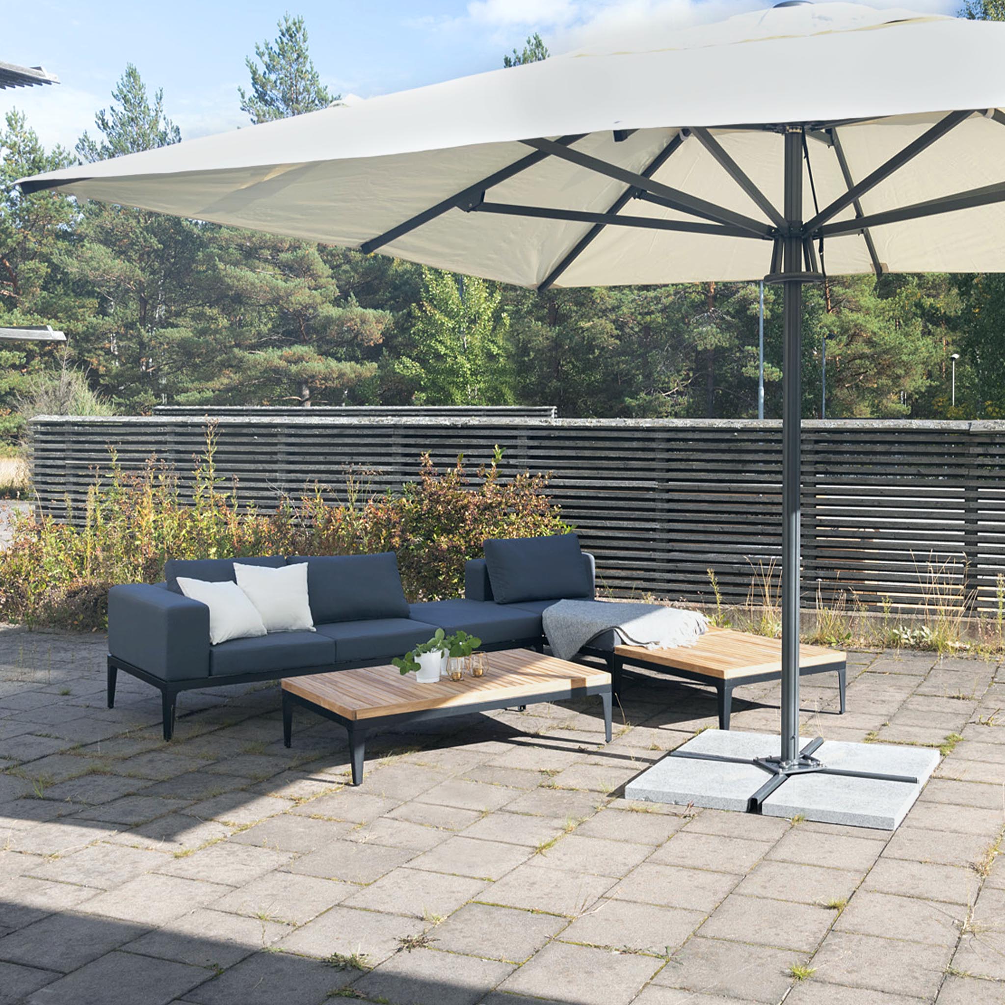 Helautomatiskt premiumparasoll 4x4m | Beige Helautomatiskt premiumparasoll 4x4m | Beige