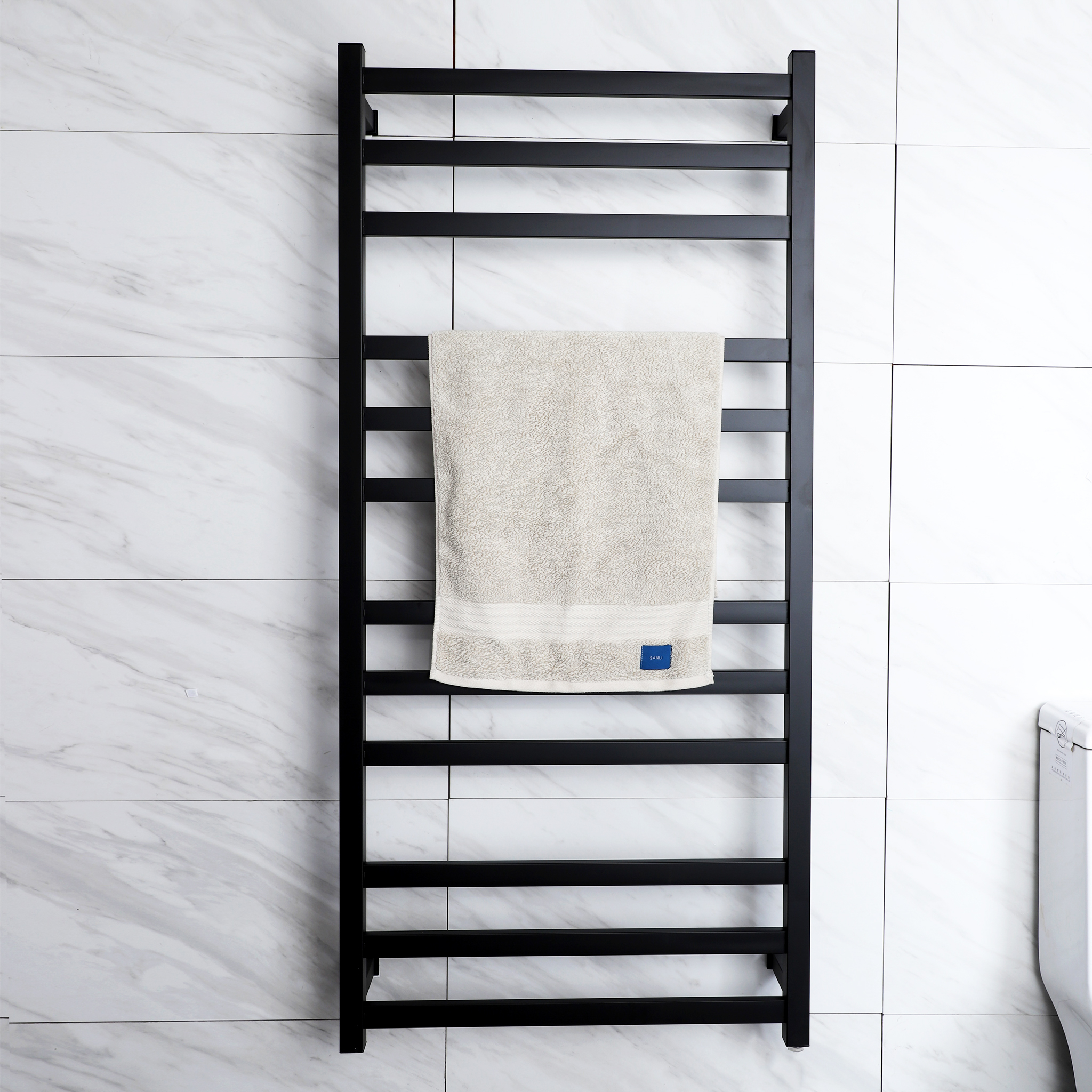 Elektrisk handdukstork 60x128x12cm | SC7B | Svart Elektrisk handdukstork 60x128x12cm | SC7B | Svart