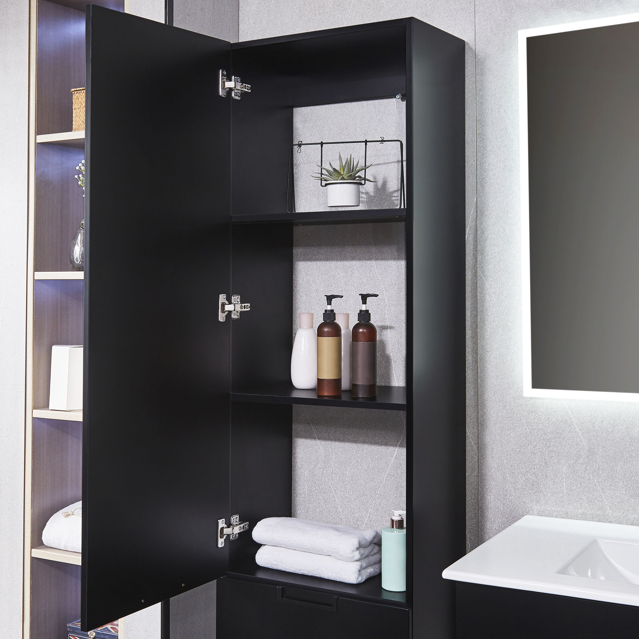 Badrumspaket | Kommod & sidoskåp i tålig MDF | LED-spegel Badrumspaket | Kommod & sidoskåp i tålig MDF | LED-spegel