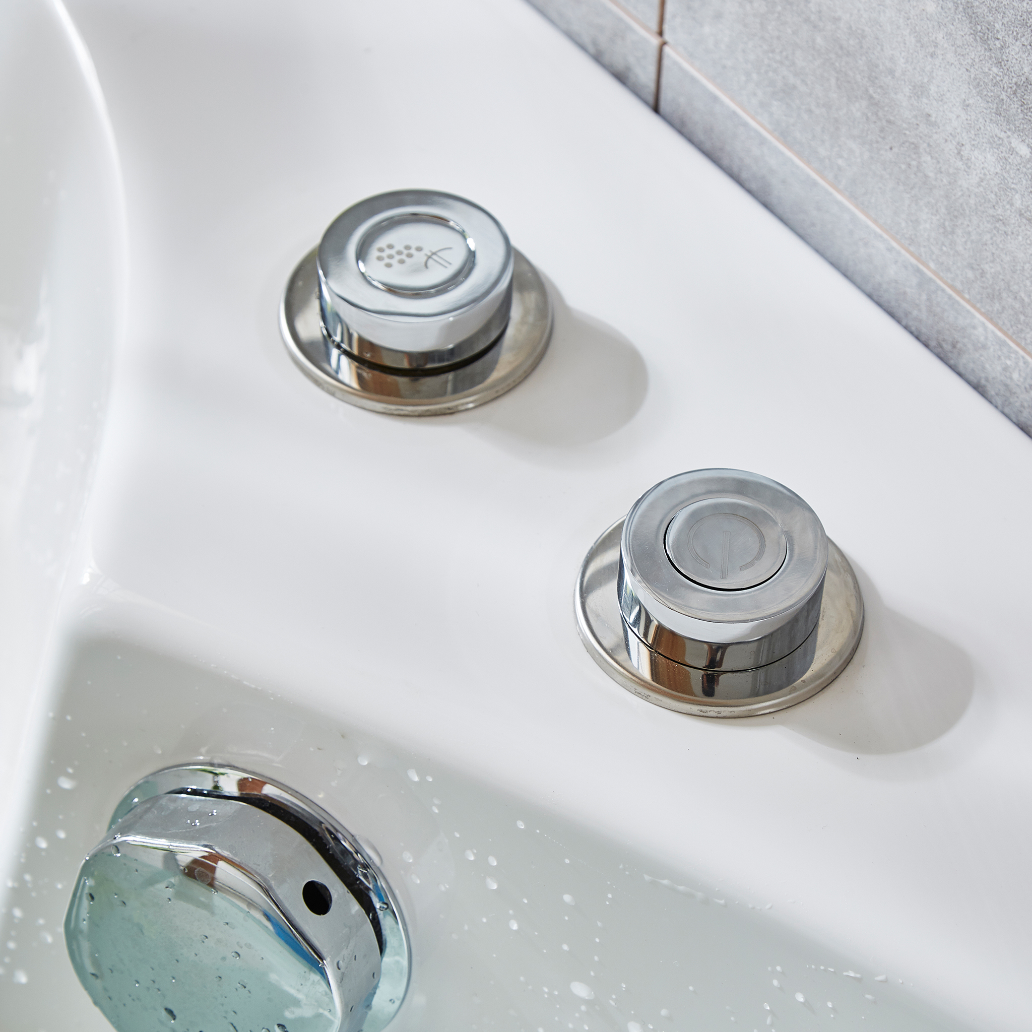 Bubbelbadkar med glasfront & värmare 140x140cm | BK-006V Bubbelbadkar med glasfront & värmare 140x140cm | BK-006V