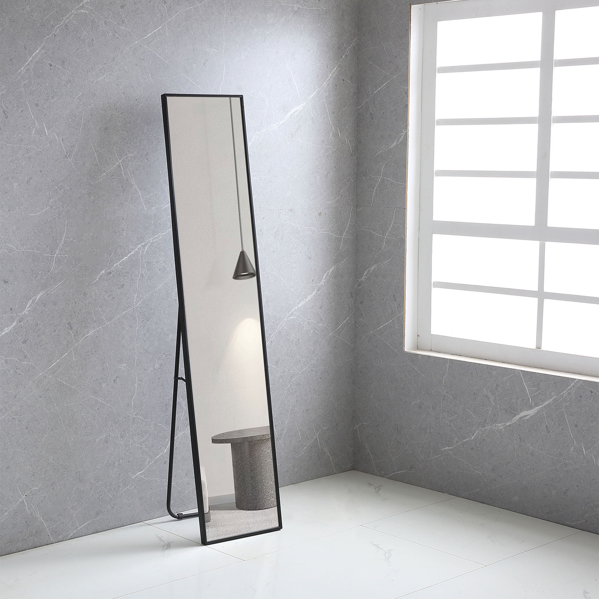 Smal helkroppsspegel 35x170 cm | Golvstående | Svart ram Smal helkroppsspegel 35x170 cm | Golvstående | Svart ram