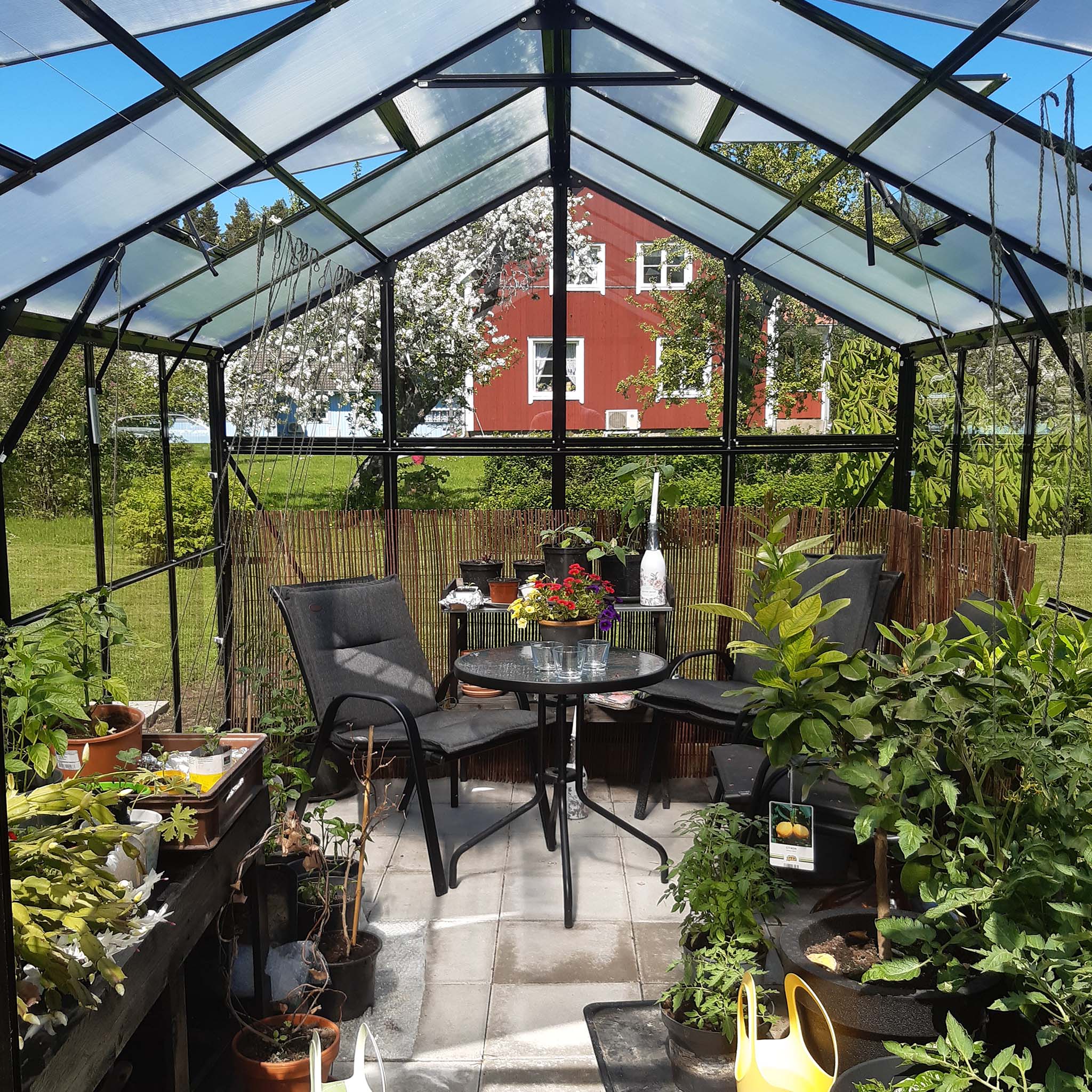 Växthus 9,6 m² | 4mm säkerhetsglas | 5 års stormgaranti Växthus 9,6 m² | 4mm säkerhetsglas | 5 års stormgaranti