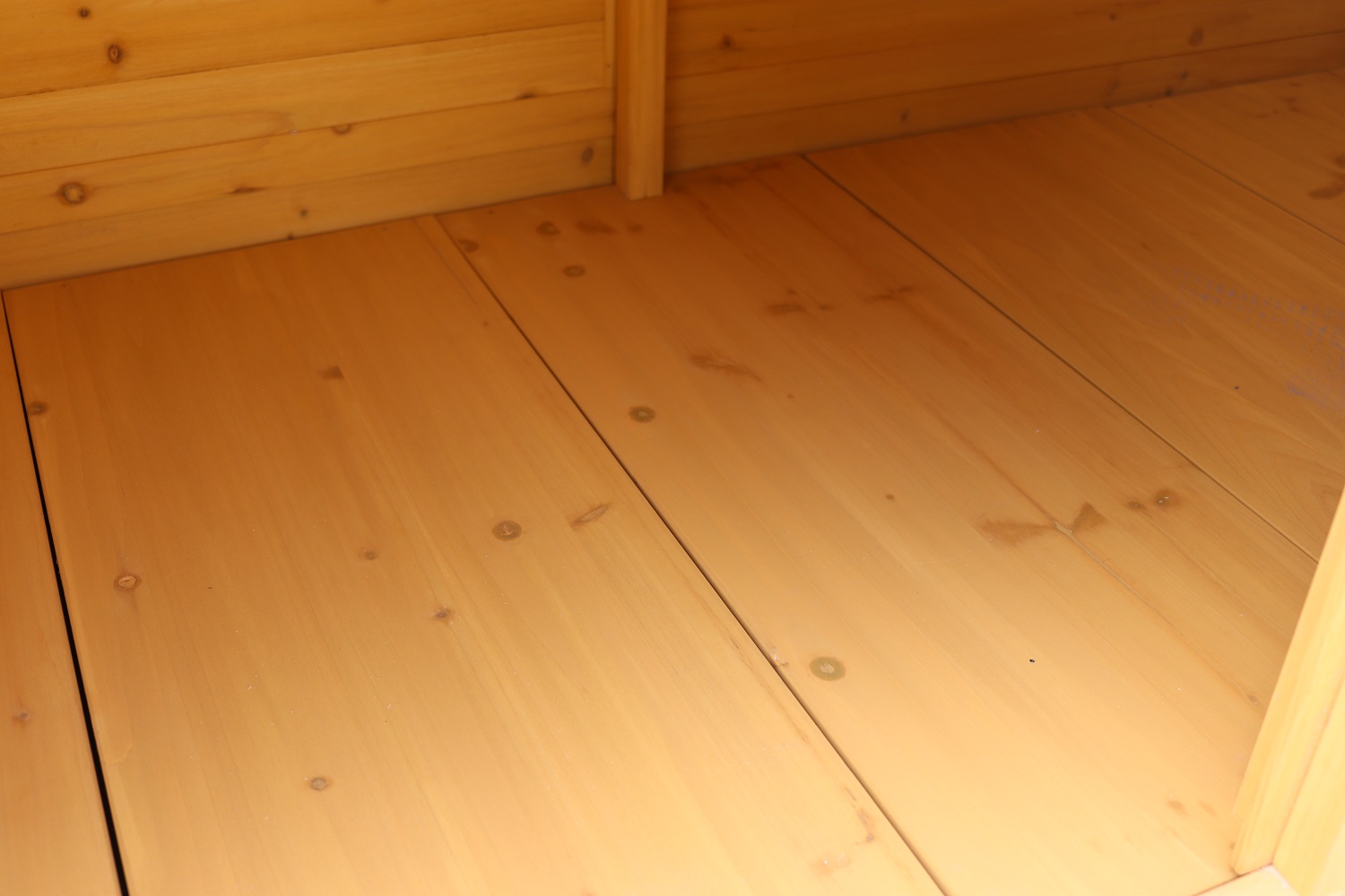 Litet förråd 1,3m² | Färdig byggsats Litet förråd 1,3m² | Färdig byggsats