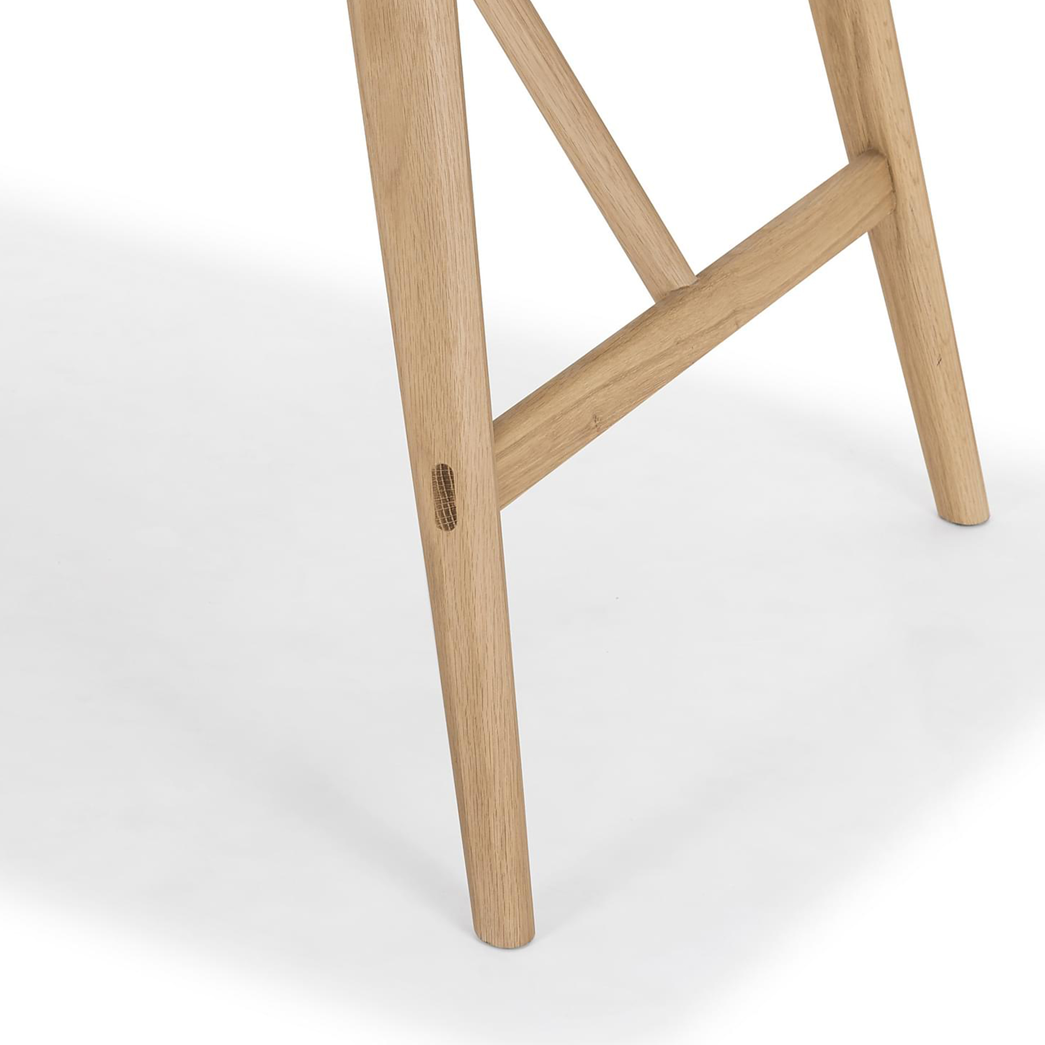 Matbord 140cm | Ek | Malmby Matbord 140cm | Ek | Malmby