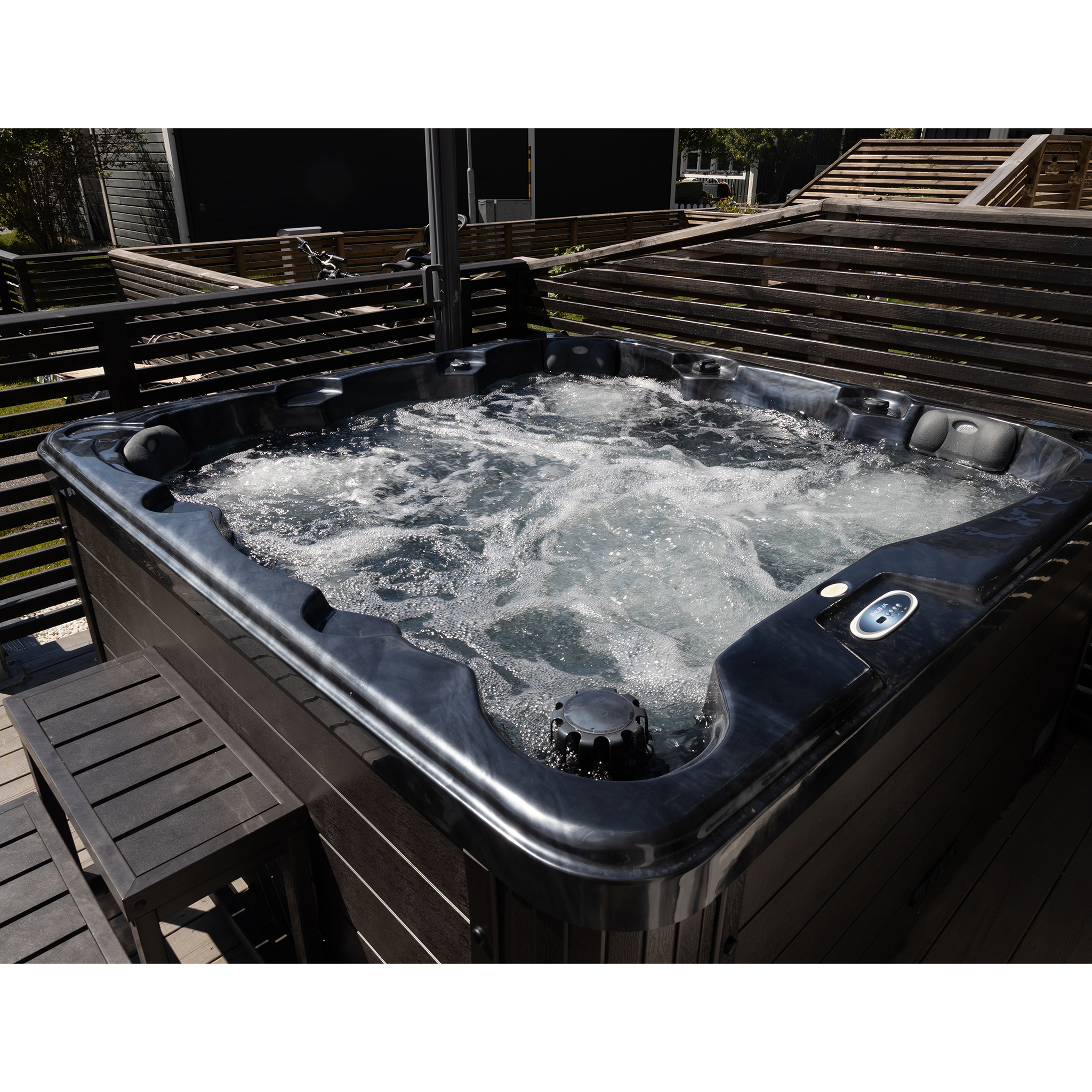 Spabad Poseidon Blackline - 5-6 personer | Lyfco Spabad Poseidon Blackline - 5-6 personer | Lyfco