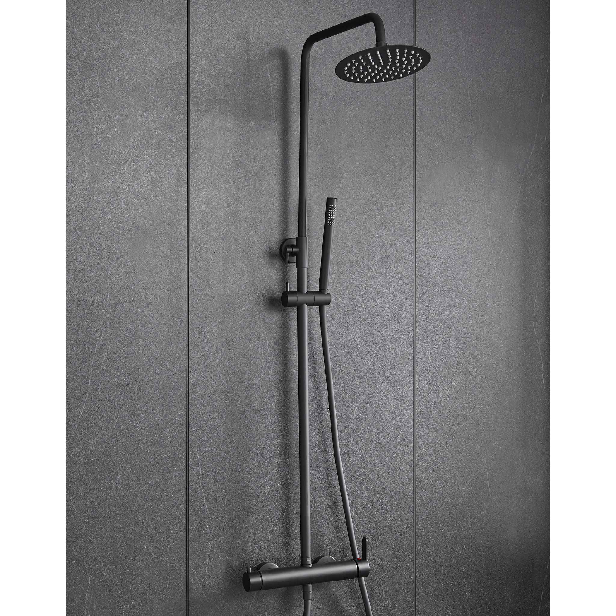 Komplett takduschset med handdusch i rundad design | Svart Komplett takduschset med handdusch i rundad design | Svart