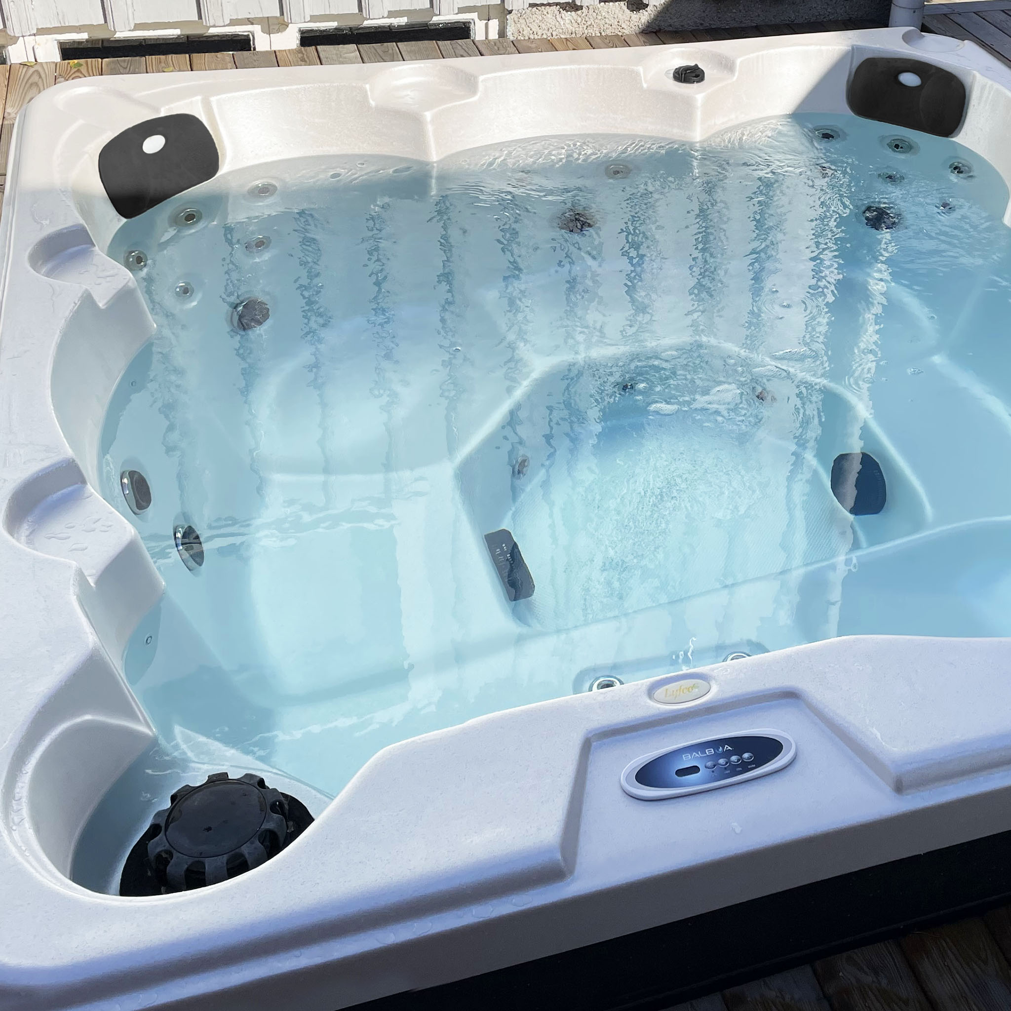 Spabad Poseidon - 5-6 personer | Lyfco Spabad Poseidon - 5-6 personer | Lyfco