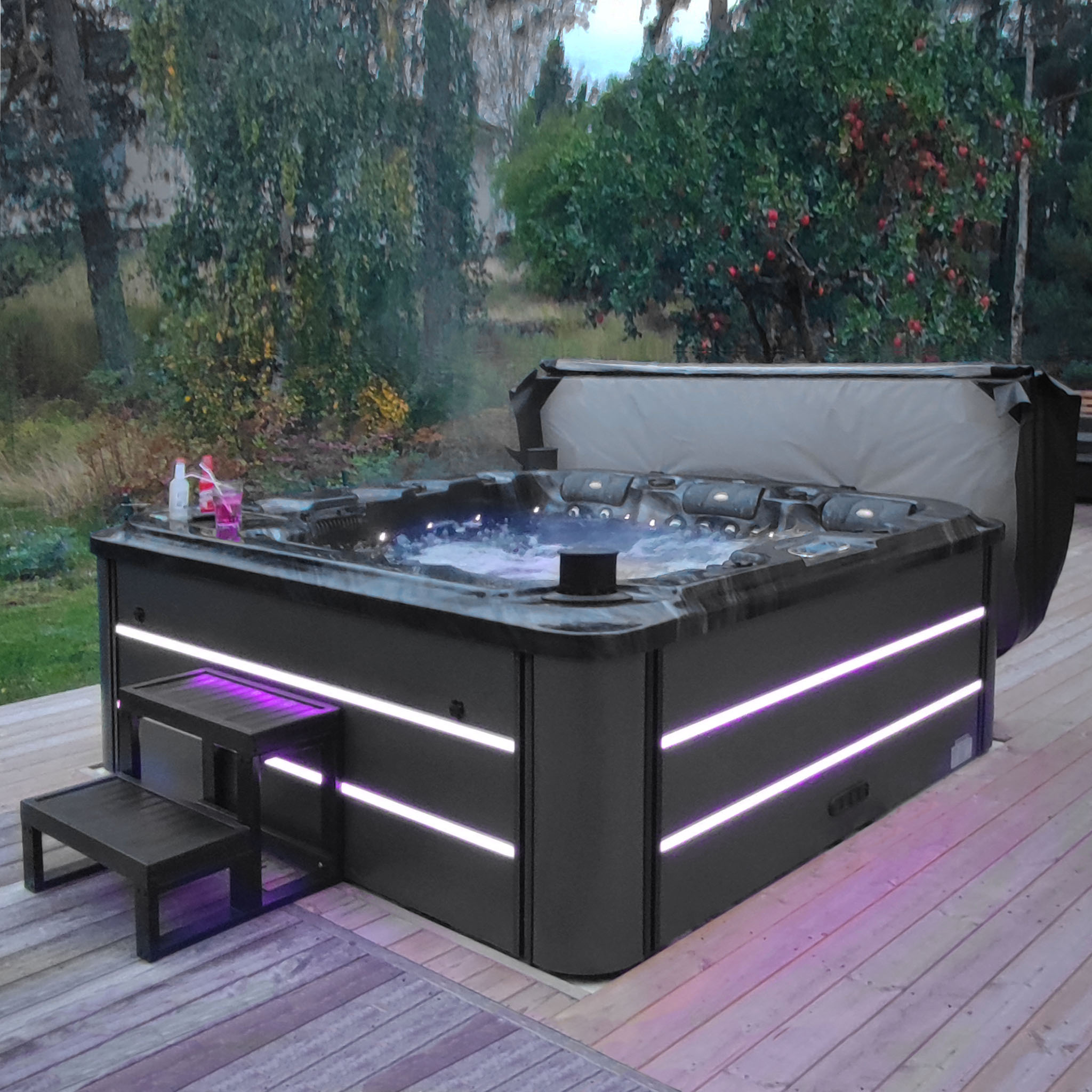 Spabad Vivid Dreams WiFi - 5-6 personer | Black edition | Lyfco Spabad Vivid Dreams WiFi - 5-6 personer | Black edition | Lyfco