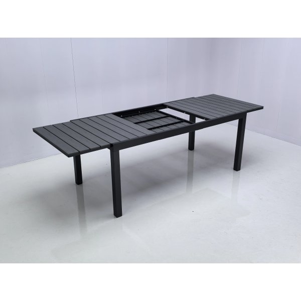 Underhållsfria utemöbler 180-240 cm | 8 stolar | Lyfco Waxholm Underhållsfria utemöbler 180-240 cm | 8 stolar | Lyfco Waxholm