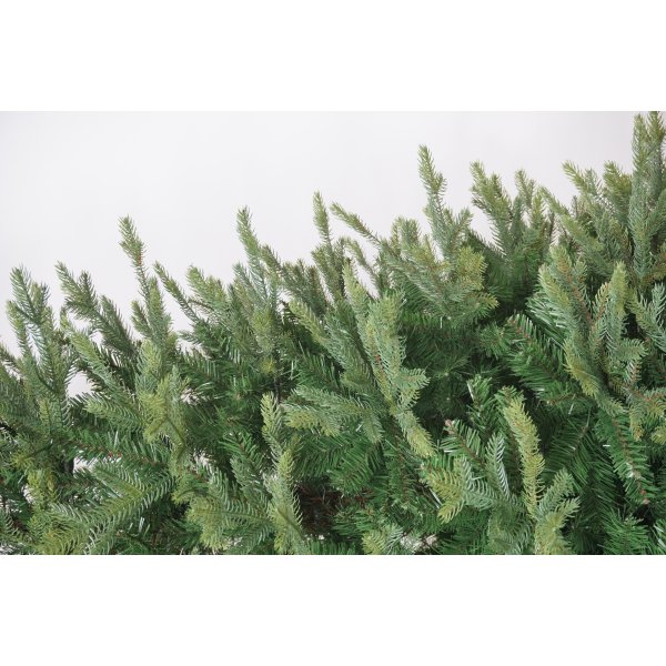 Konstgjord julgran | 210 cm | 3 820 grenspetsar | PE/PVC