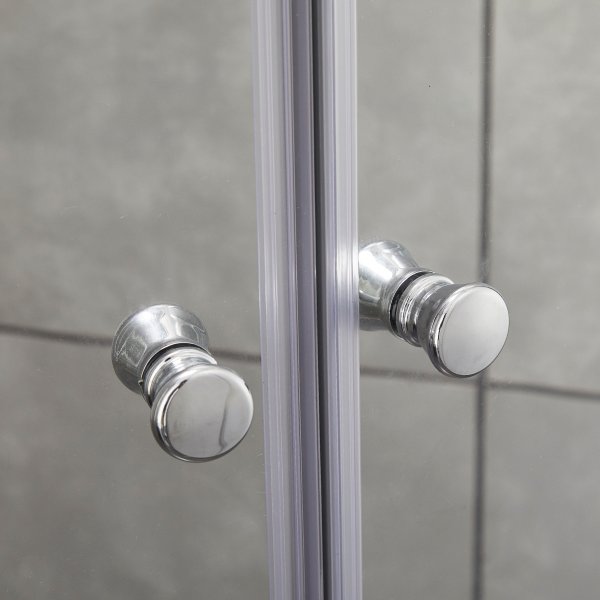 Duschh�rna med rundade d�rrar i 6mm s�kerhetsglas