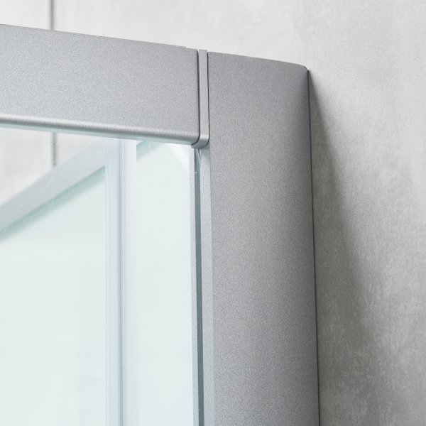 Stilren duschkabin med akrylkar och ryggmassage