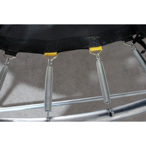 Oval Studsmatta | 2,44 x 3,96 m | Svart Oval Studsmatta | 2,44 x 3,96 m | Svart