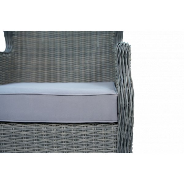 Rund matgrupp utomhus | 4 stolar | Dynor ing�r | Jacksonville gr�