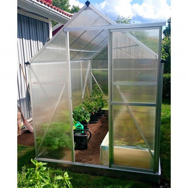 Växthus 5,6m² | Hög odlingshöjd | Kanalplast Växthus 5,6m² | Hög odlingshöjd | Kanalplast