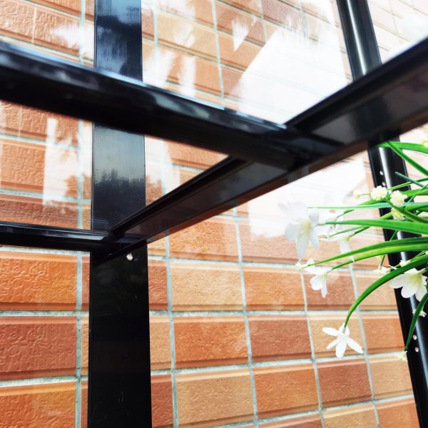 Högt miniväxthus | 4mm säkerhetsglas | Svart Högt miniväxthus | 4mm säkerhetsglas | Svart