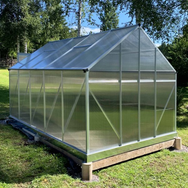 Vxthus 8,9m | Hg odlingshjd | 6 mm kanalplast