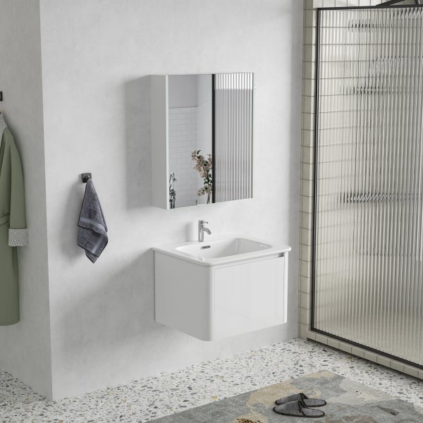 Badrumspaket 60 cm – Kommod & keramiskt tvättställ med spegelskåp | Mjukstängning | Vit Badrumspaket 60 cm – Kommod & keramiskt tvättställ med spegelskåp | Mjukstängning | Vit