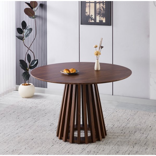 Runt matbord 120 cm i brunbetsad ek med plats f�r 4�5 personer | Inez