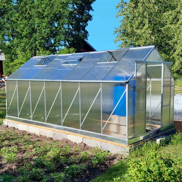 Vxthus 12,4m | Hg odlingshjd | 6mm kanalplast