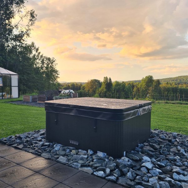 Spabad Foibe - 4 personer | Balboa VL260 | Lyfco