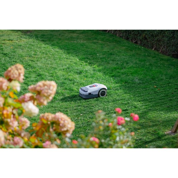 Robotgräsklippare utan slinga 2000m² | RTK + 3D Vision med 4 AI-kameror | ANTHBOT Genie 1000 Robotgräsklippare utan slinga 2000m² | RTK + 3D Vision med 4 AI-kameror | ANTHBOT Genie 1000