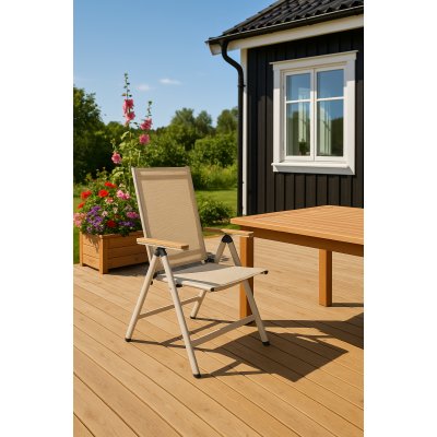 Reglerbar positionsstol i beige textilene med trälook | Svea