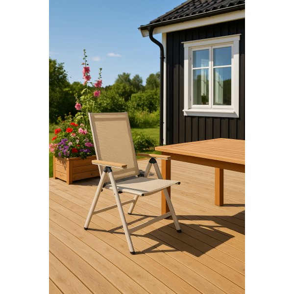 Reglerbar positionsstol i beige textilene med trlook | Svea