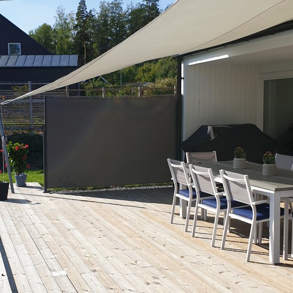 Hög sidomarkis 1,8x3m | Sol-, vind- och insynsskydd | Metalcraft Hög sidomarkis 1,8x3m | Sol-, vind- och insynsskydd | Metalcraft