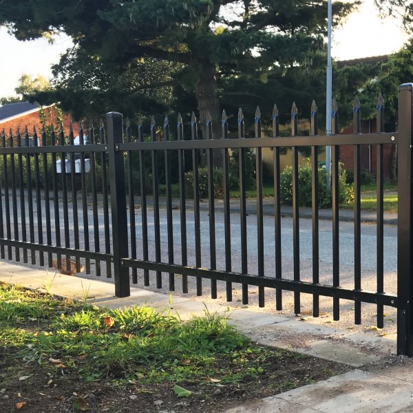 Smidesstaket 120x200cm Smidesstaket 120x200cm