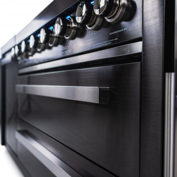 Stor lyxig gasolgrill/utek�k med varmluftsfunktion | Austin Blackline - FYNDVARA