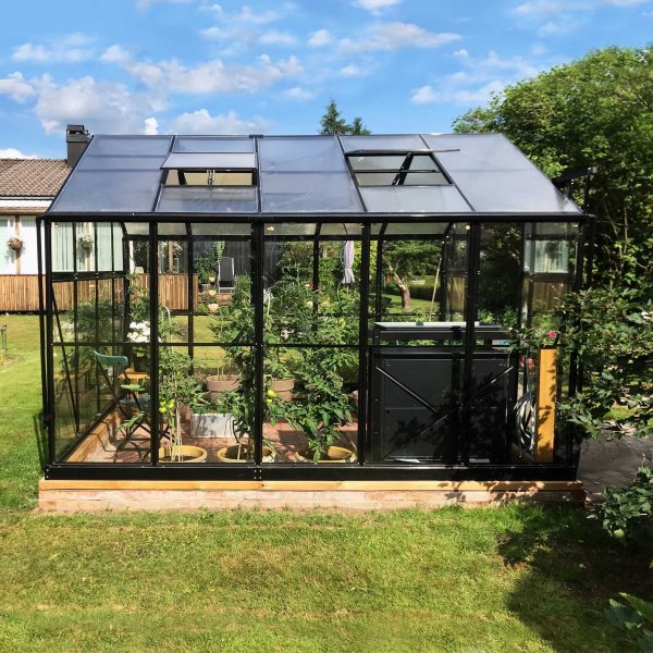 Växthus 8,0m² | 4mm säkerhetsglas | 5 års stormgaranti Växthus 8,0m² | 4mm säkerhetsglas | 5 års stormgaranti