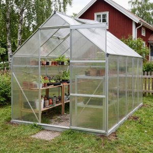 Klassiskt v�xthus i aluminium 5,9 m� | UV-skyddad kanalplast & bas ing�r