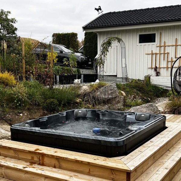 Spabad Poseidon Blackline  56 personer | Lucite akryl, Gecko cirkulationspump & Balboa system | 2026