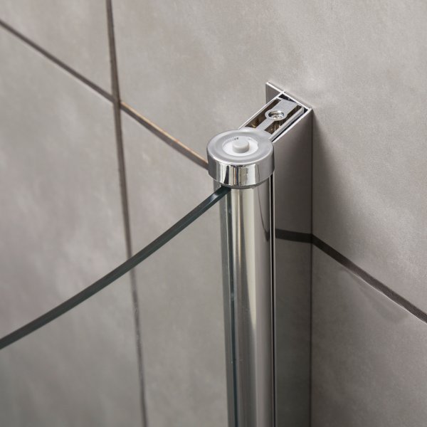 Duschh�rna med rundade d�rrar i 6mm s�kerhetsglas