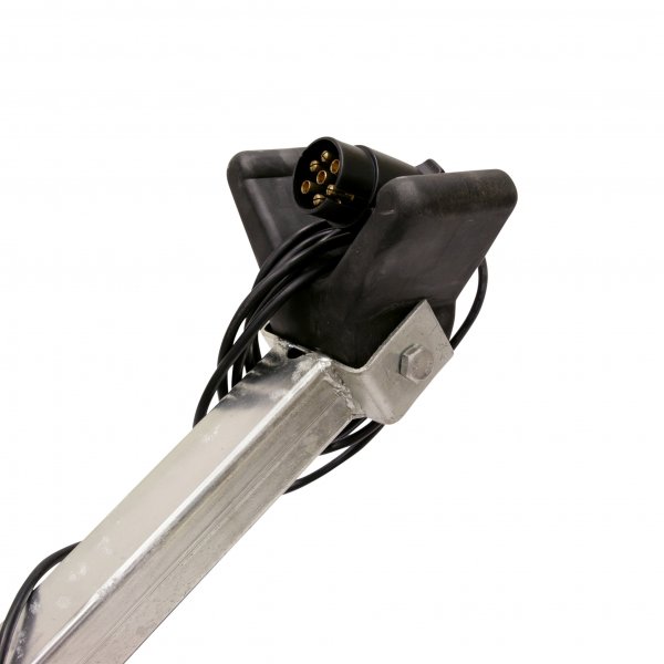 Båttrailer med vinsch | Maxlast 600kg | 433x168cm Båttrailer med vinsch | Maxlast 600kg | 433x168cm