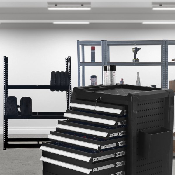 Verktygsvagn med sju ldor