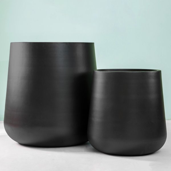 Fiberarmerad utomhuskruka - Rund - Svart