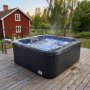 Spabad Zeus Blackline Edition – 6 personer | Svart Lucite® Akryl | Balboa® Styrsystem Spabad Zeus Blackline Edition – 6 personer | Svart Lucite® Akryl | Balboa® Styrsystem