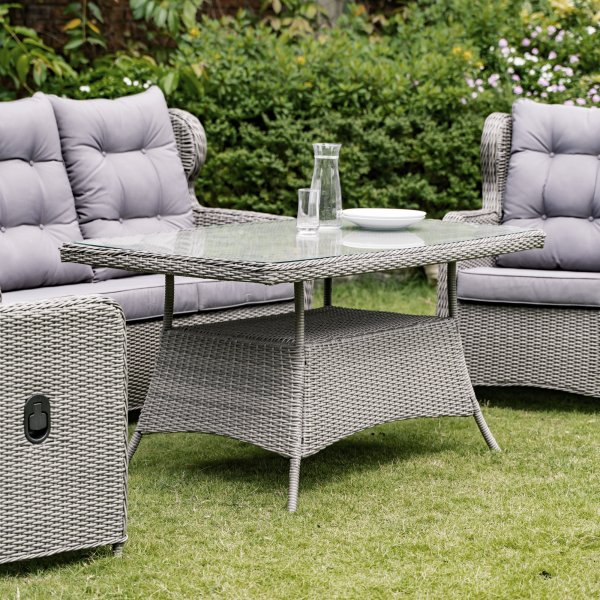 Alaska utemöbelgrupp hög rygg med recliner (3+1+1) - Grå konstrotting Alaska utemöbelgrupp hög rygg med recliner (3+1+1) - Grå konstrotting