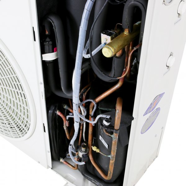 Luft-vatten v�rmepump 24kW | Klarar -30�C | V�rmer 300m� | Inverter | WiFi