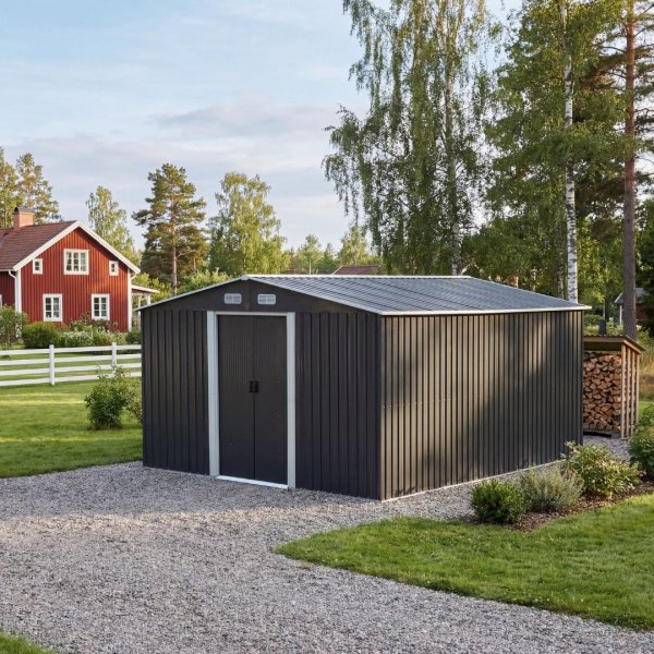 F�rr�d och redskapsbod 12,5m� | Dubbel skjutd�rr | Bas ing�r