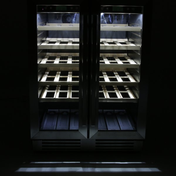 Vinkyl för 42 flaskor - Side-by-Side Vinkyl för 42 flaskor - Side-by-Side