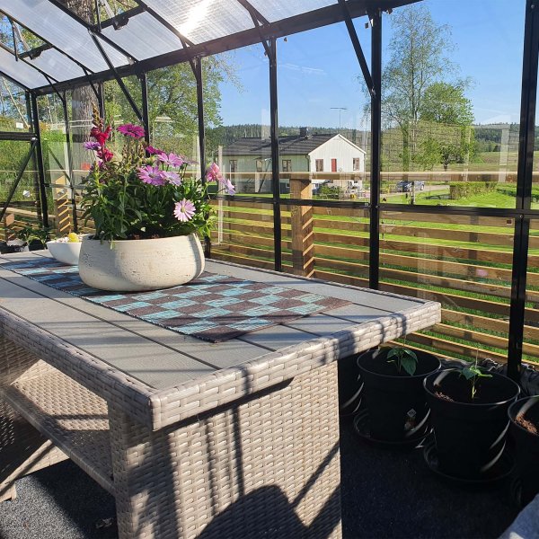 Växthus 14,4m² | 4mm säkerhetsglas | 5 års stormgaranti Växthus 14,4m² | 4mm säkerhetsglas | 5 års stormgaranti